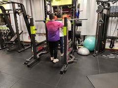-英特健身俱乐部