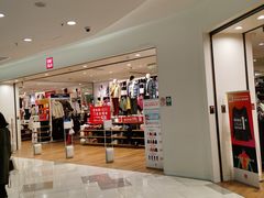 -优衣库(上海虹口龙之梦店)