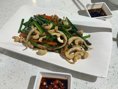-肥仔文澳门猪骨煲(南京西路店)