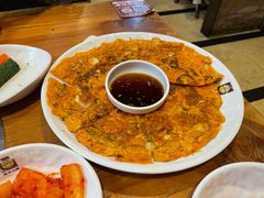 泡菜饼-喇喇排骨火锅·传统韩式脊骨汤(望京西园总店)