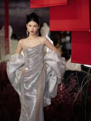 -Color卡诺婚纱礼服馆(南京严选店)