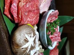 -炼火烤肉店