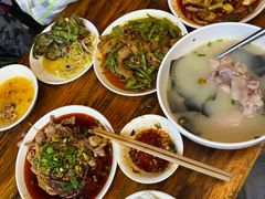 -中和裴氏蹄花(府河路店)