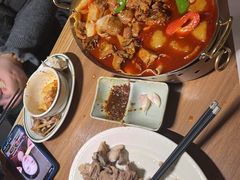 大盘鸡自带皮带面-贯贯吉·清真餐厅(浙江中路店)