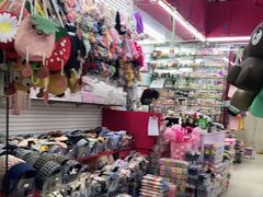 -钱万里桥小商品市场