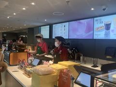 -星巴克(浦东机场T2到达店)
