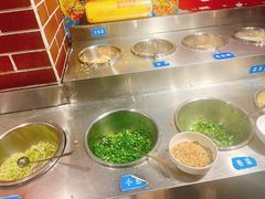 自助调料区-让签签飞小郡肝串串香(春熙路形象店)