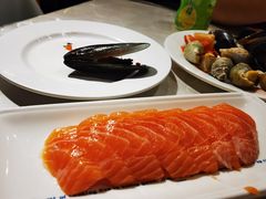 -四海一家自助餐(益田假日广场店)