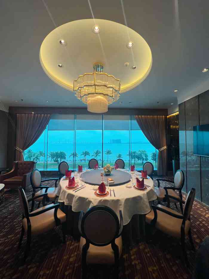 金悦轩海鲜火锅酒家(拱北店)-"在珠海开会三天来了两次,一次晚饭一次