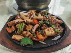 -红旗山庄(圭峰山店)