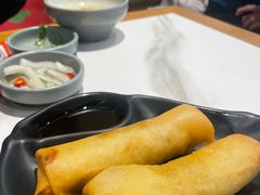 蟹黄鱼春卷-馋三尺蟹粉小笼(人民广场店)