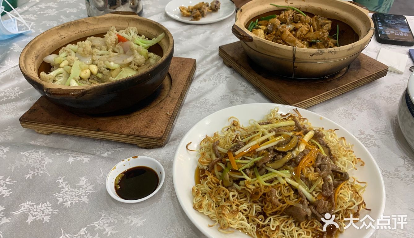 从石溪地铁站走过来估计10分钟左右