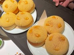 领鲜菠萝包-领鲜天下·焗海鲜·花胶鸡(天目里店)