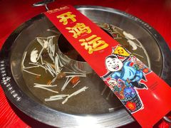 -谭鸭血老火锅(万象九宜城店)