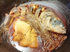 -鱼窝棚柴火铁锅炖(富山屯店)