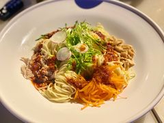 鸡丝拌面-桂满陇天书(南京德基旗舰店)