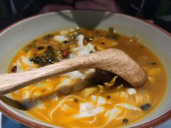 -百春原湖南牛肉粉(百联世纪店)