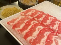 -鲜入唯煮·港式海鲜牛肉火锅(金宝街店)