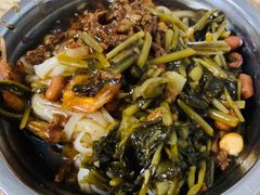 -灵山卢梅燕粉店