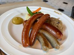 -LENBACH兰巴赫西餐啤酒坊(大连东港店)