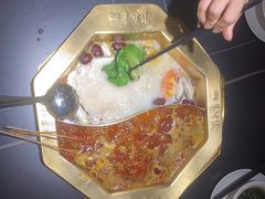 -蜀九香火锅(彩虹店)