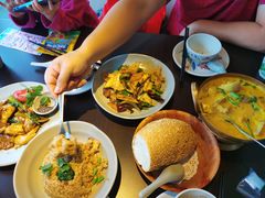 -大头虾越式风味餐厅(光明广场店)