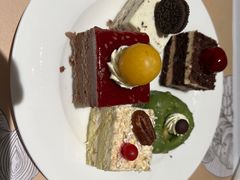 -晶丽香榭自助餐(南京大饭店)