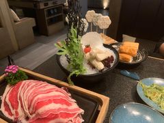 -湊湊火锅·茶憩(打浦桥日月光店)