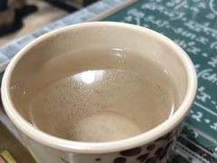 漂着油的杯子-贤花饭店(凯德店)