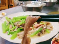 -洪霞餐馆