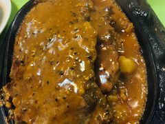 铁板西冷牛扒-胜利茶餐室