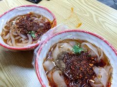-元女麻辣烫