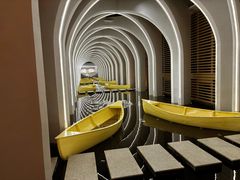 -涨巢·潮玩水疗局