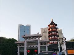 -绳金塔