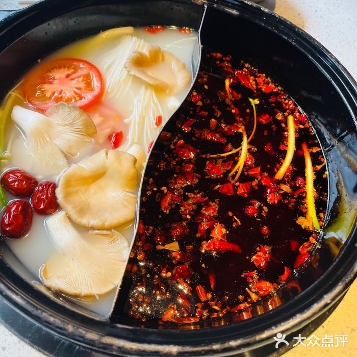 钢管厂五区小郡肝串串香(车公庙店)图片