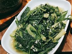 -有红鸡毛店·川菜(建设路店)