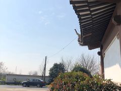 -慈城服务区-停车场
