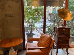 靠窗位-25#COFFEE(古地石店)