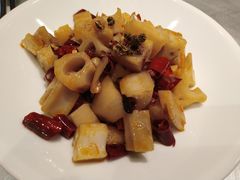 -姚姚酸菜鱼·金戈戈香港豉油鸡(喜荟城联名店)