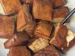 -老鼎万春卤菜(五代传承创始老店)