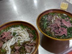 -花溪牛肉粉(八鸽岩店)