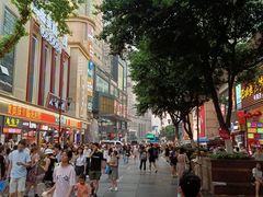 -八一路好吃街(雨田商务大厦店)