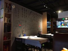 大堂-湘语·湖南家常菜(新洲店)