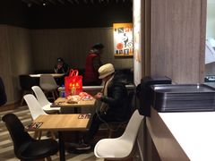 -肯德基(中纬店)
