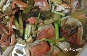 Pickled Cabbage and Lake Crab