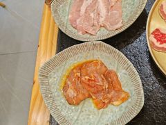 -臻牛烤肉