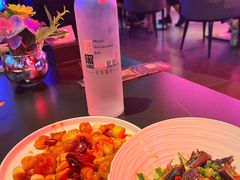 -粉墨特色菜·烧烤音乐酒馆