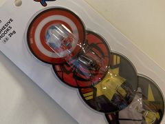 -名创优品(北京新中关购物中心地铁层店)