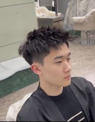 -尤司男士国潮理发馆
