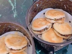 酥皮肉夹馍-甄御•海鲜新青岛菜(麦岛店)